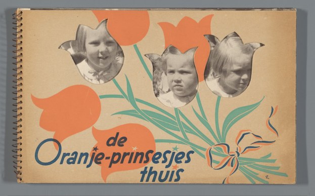 Buchumschlag mit drei lächelnden Kindern verschiedenen Alters und Geschlechts auf einer flachen Oberfläche mit sichtbarem Text.