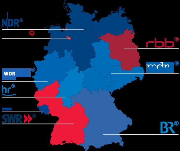 Karte von Deutschland mit Bundesländern in rot und blau markiert, die die Ergebnisse der Wahl 2016 anzeigen, einschließlich der Namen der Kandidaten und des Wahldatums.