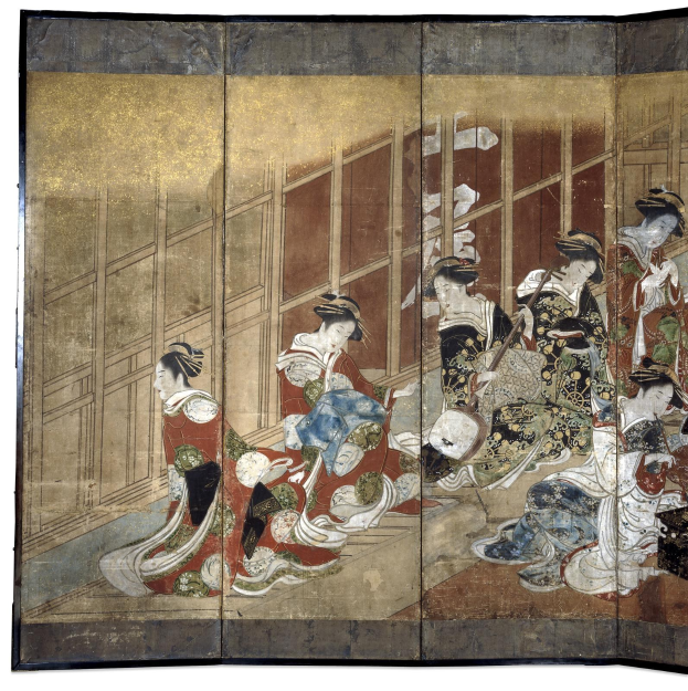 Ein japanisches Vier-Paneel-Bild aus der Meiji-Zeit zeigt eine Gruppe von Frauen in Kimonos, wobei eine Frau in der Mitte mit ausgestreckten Armen vor einem tiefblauen Hintergrund steht.