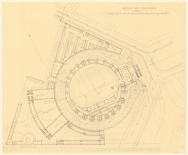 Schwarz-weßtes Linienbild eines Stadiongrundrisses mit umliegenden Gebäuden und handschriftlichen Textanmerkungen.